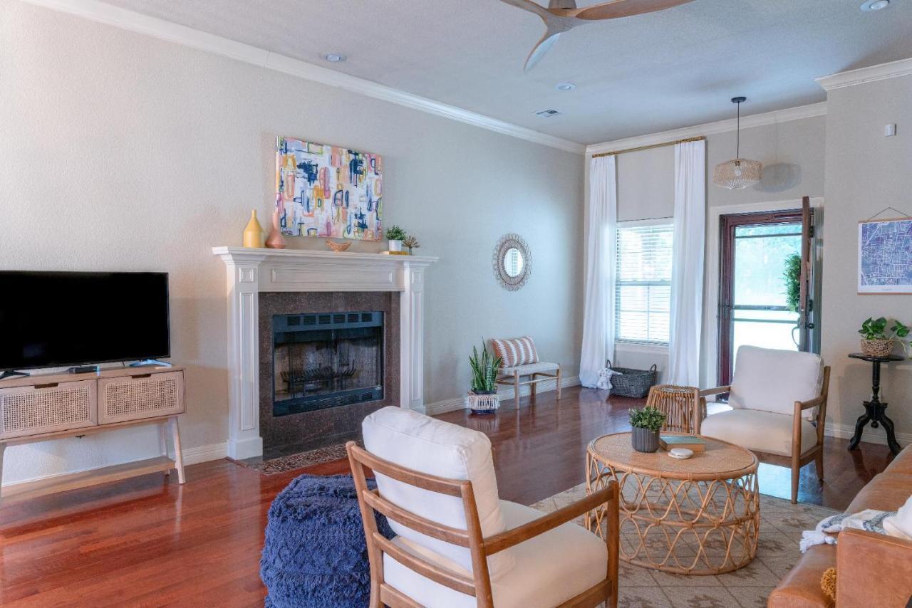 فاييتفيل، كارولاينا الشمالية Cottage Getaway - Quiet Cottage Charm Near U Of A المظهر الخارجي الصورة
