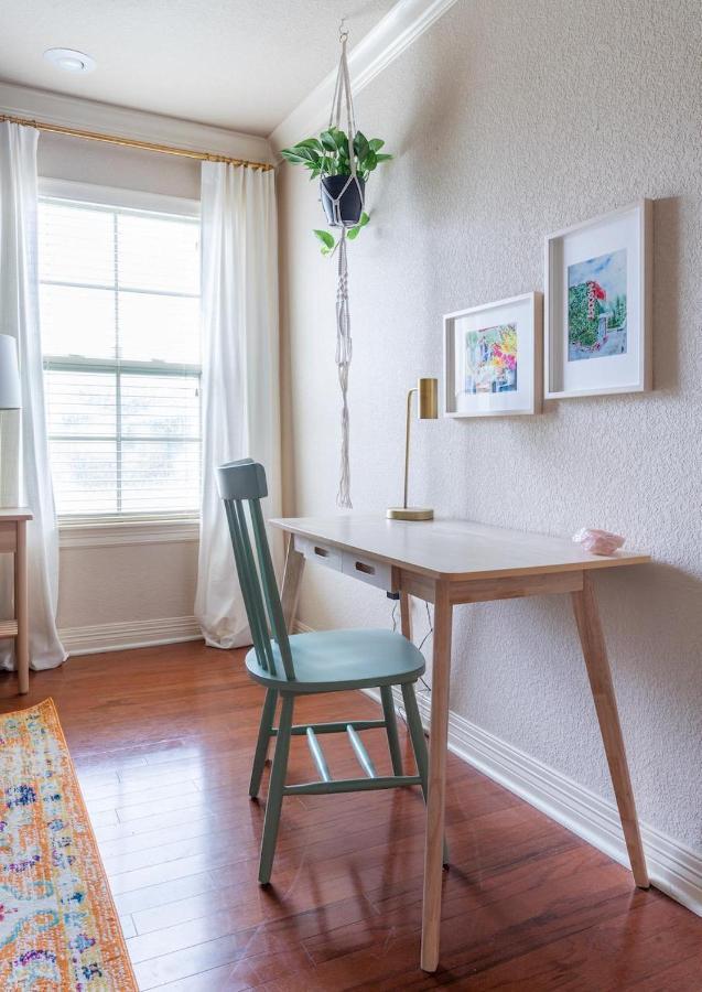 فاييتفيل، كارولاينا الشمالية Cottage Getaway - Quiet Cottage Charm Near U Of A المظهر الخارجي الصورة